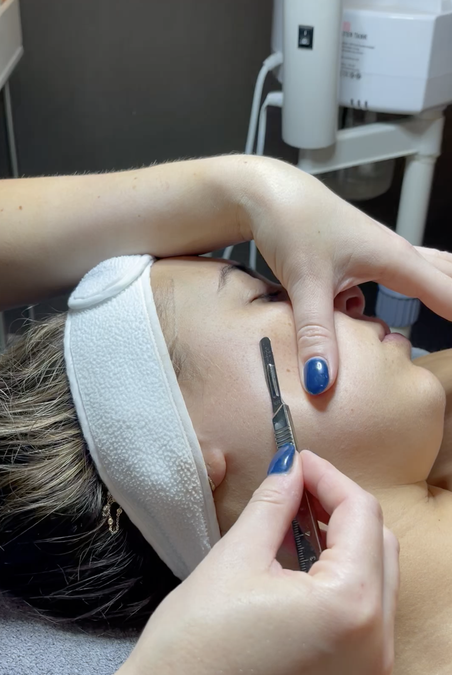 dermaplane